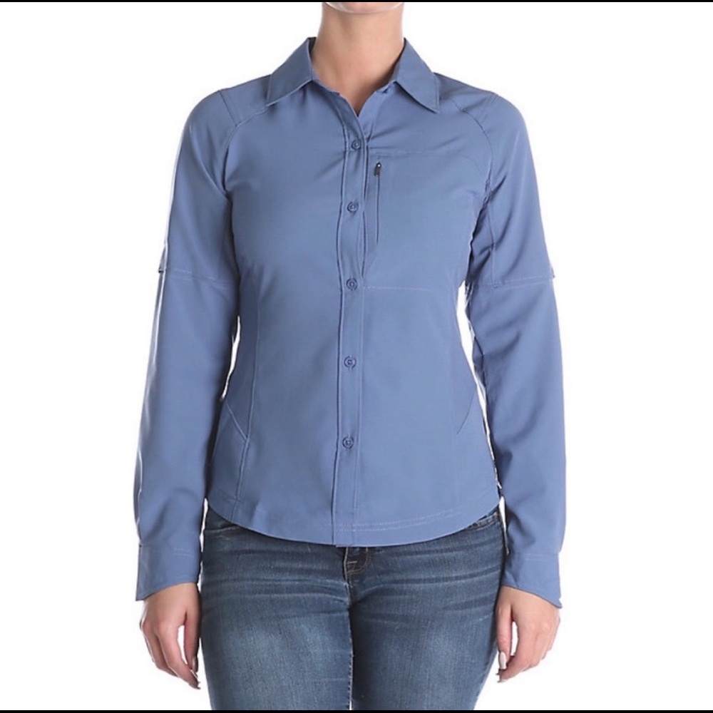 Columbia Omni-shade button up size small